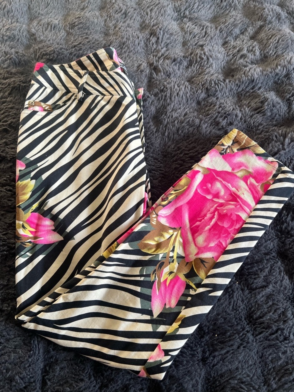 Betsey Johnson Zebra Floral Print Vintage Skinny Slim Fit Jeans 8